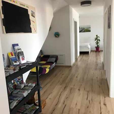 Chicken Hill * Muntlix