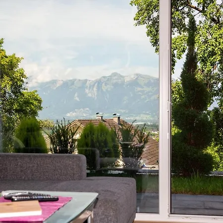 Chicken Hill * Muntlix